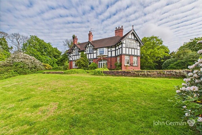 5 Bedroom Detached House For Sale In Clay Lake, Endon, ST9