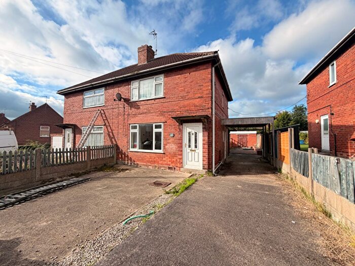 2 Bedroom Semi-Detached House To Rent In The Croft, Alfreton, DE55