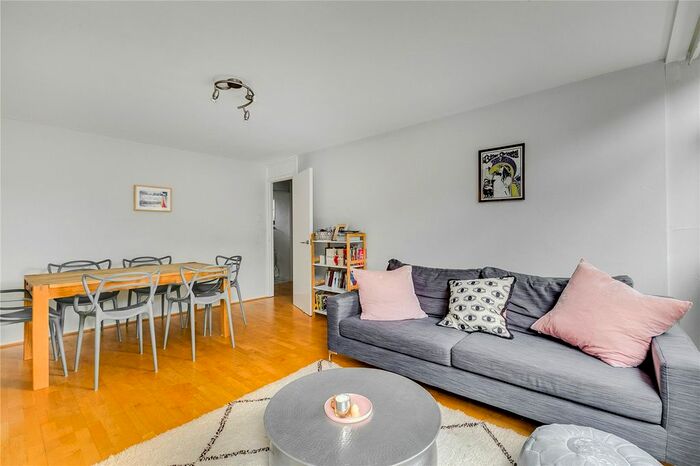 3 Bedroom Flat To Rent In Mead House, Ladbroke Road, London, W11