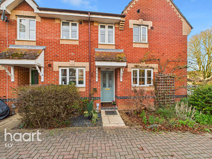 2 Bedroom End Of Terrace House For Sale In Lumley Close, Ely, CB7