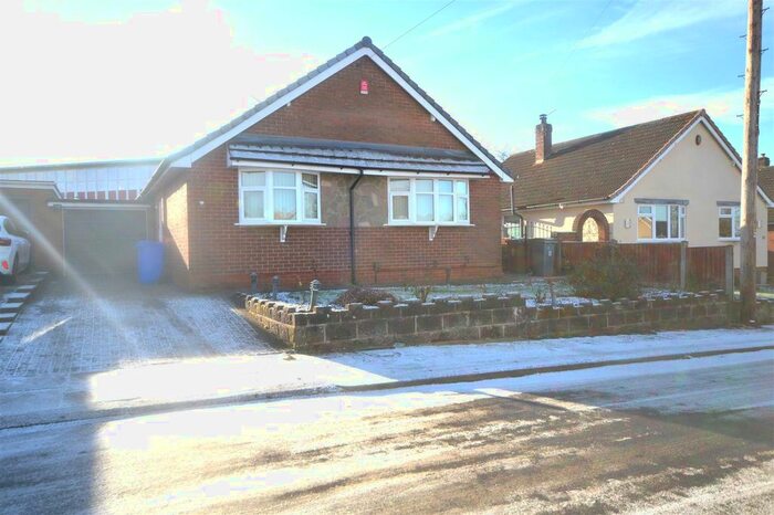 2 Bedroom Bungalow To Rent In Brandon Grove, Stoke-On-Trent, ST4