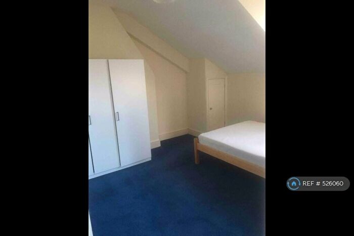 1 Bedroom Flat To Rent In Hoe St, London, E17