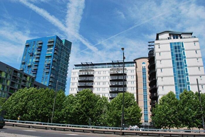 2 Bedroom Flat For Sale In High Street, London, London, E15
