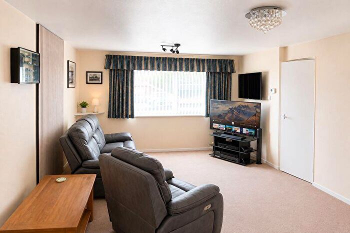 3 Bedroom Apartment To Rent In Williams Close, Brampton, PE28