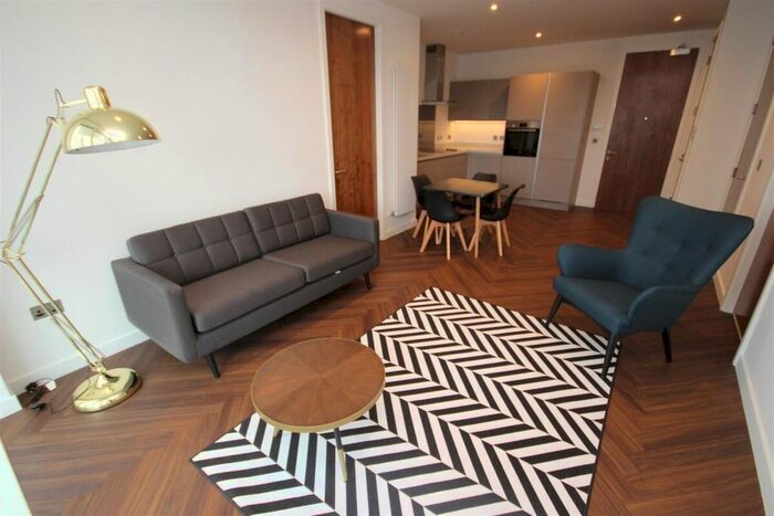 2 Bedroom Flat To Rent In Blue, Media City Uk, Salford, M50