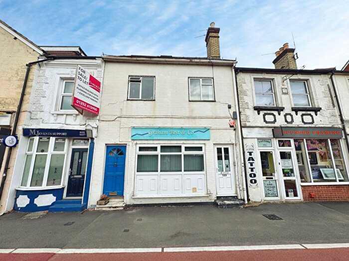 1 Bedroom Flat For Sale In Lynchford Road, Farnborough, Hampshire, GU14