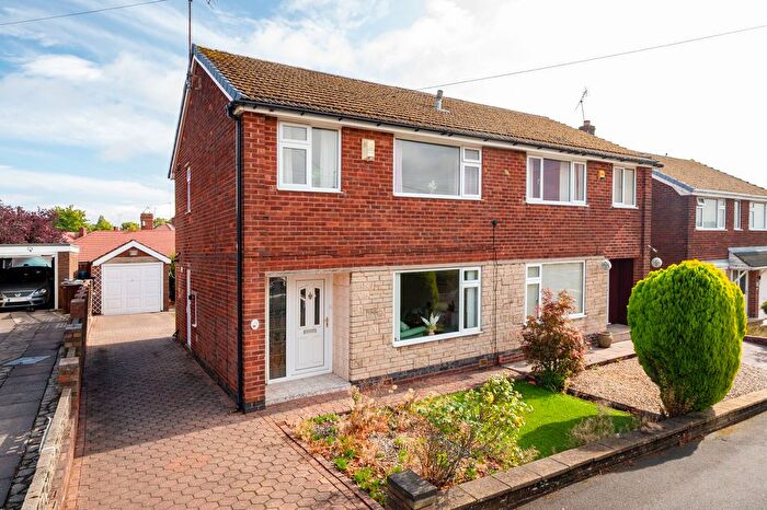3 Bedroom Semi Detached House For Sale In Durlstone Drive, Gleadless, Sheffield, S12