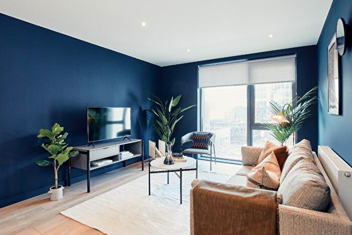 1 Bedroom Flat To Rent In Solasta Riverside, Clyde Place, Glasgow, G5