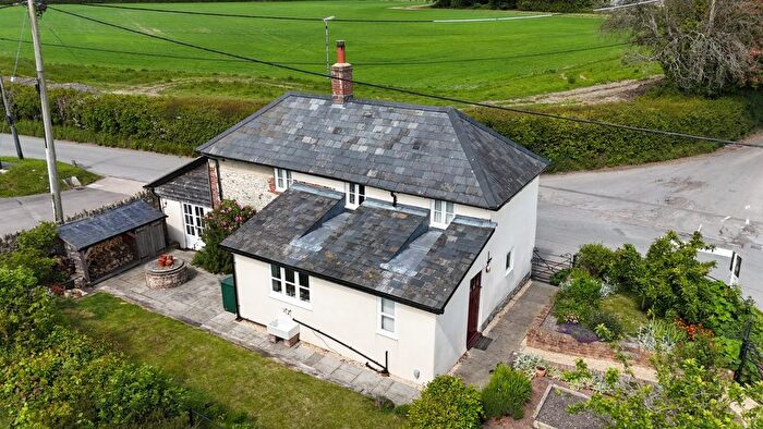 2 Bedroom Country House For Sale In Shepherds Croft, Bowerchalke, Salisbury, Wiltshire, SP5