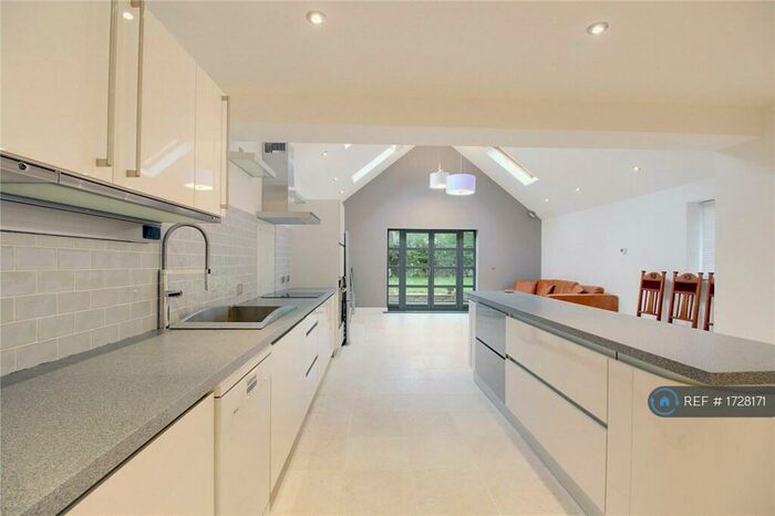 4 Bedroom Detached House To Rent In Norwich Road, Norwich, NR15