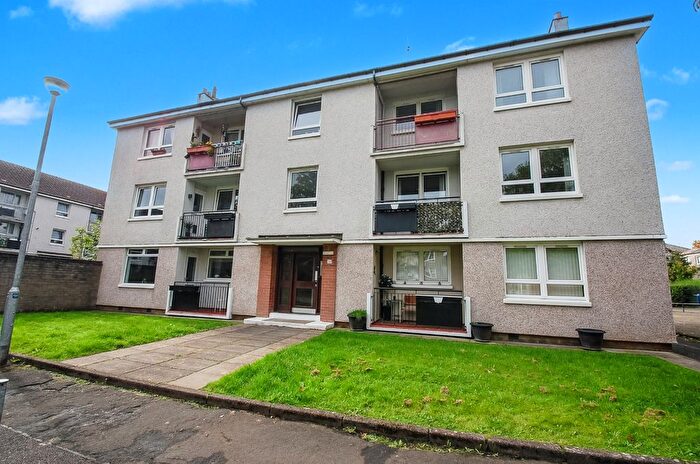2 Bedroom Flat For Sale In Kinnell Square, Glasgow, City Of Glasgow, G52