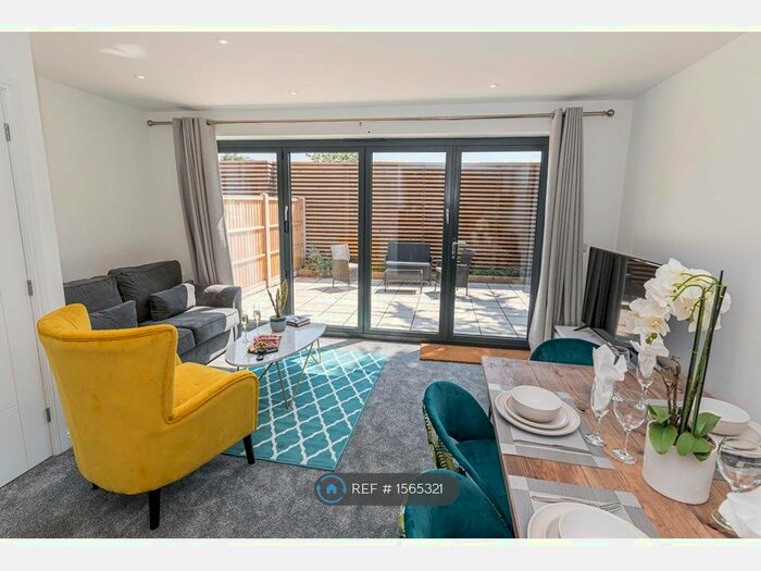 3 Bedroom Semi-Detached House To Rent In Denmark Lane, Poole, BH15