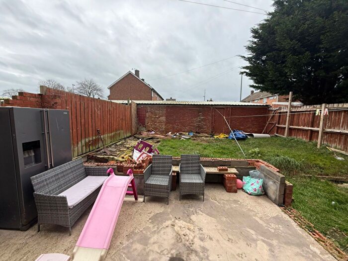 3 Bedroom End Terrace House For Sale In Broadwell Road, Middlesbrough, TS4