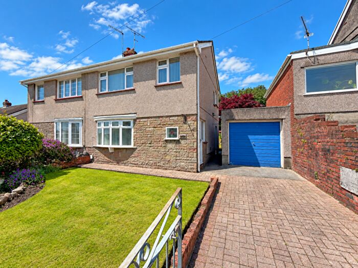 3 Bedroom Semi-Detached House For Sale In Priors Way, Dunvant, Swansea, SA2