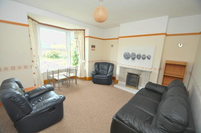 4 Bedroom Semi-Detached House To Rent In Penrose Road, Falmouth TR11