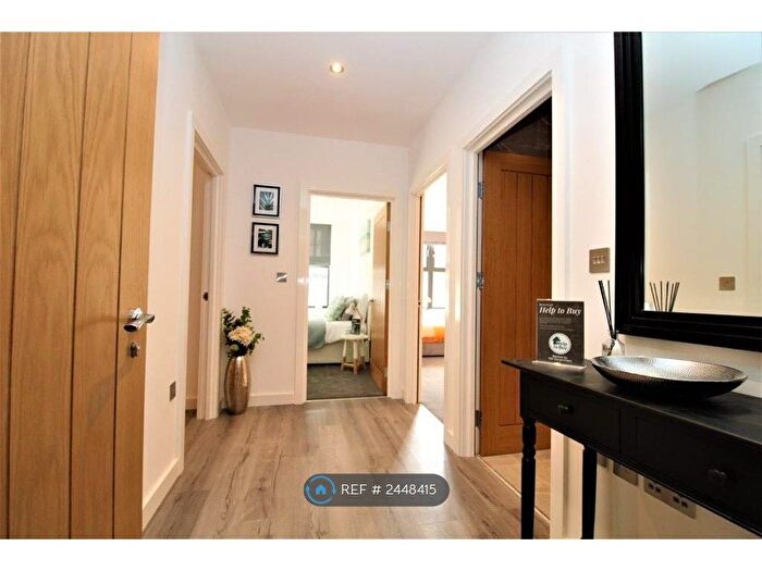 2 Bedroom Flat To Rent In Queensbridge Drive, Ramsgate, CT11