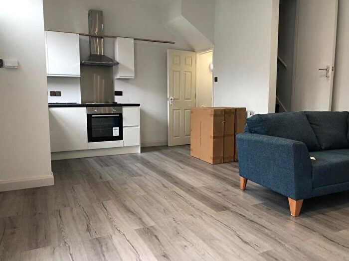 3 Bedroom House To Rent In Brudenell Street, Leeds, LS6