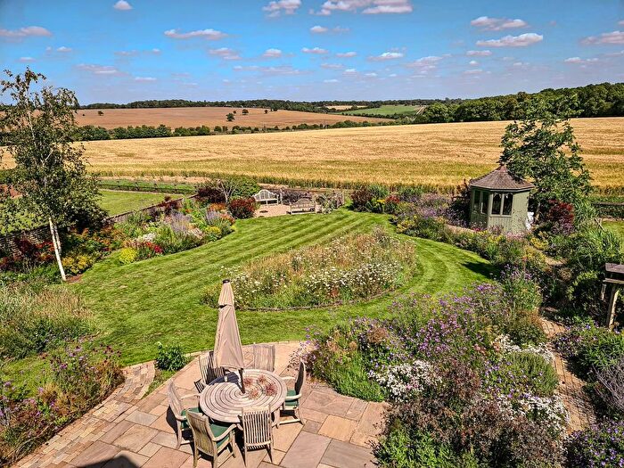 5 Bedroom Property For Sale In Cooters End Lane, Harpenden, AL5