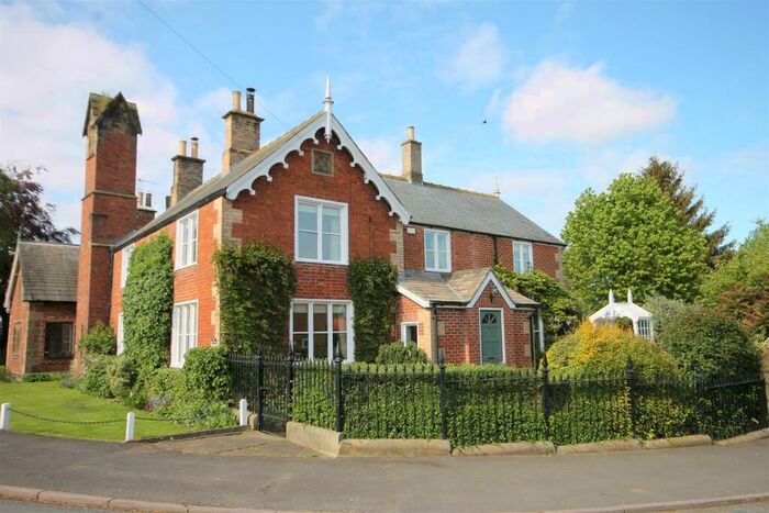 3 Bedroom Semi-Detached House For Sale In Newby Wiske, Northallerton, DL7