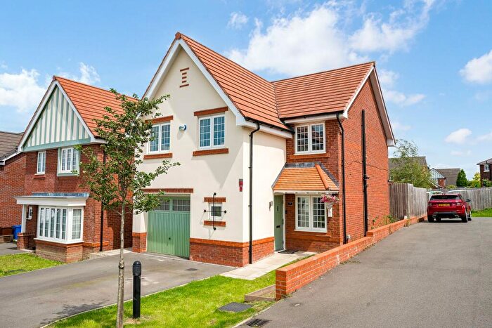 4 Bedroom Detached House For Sale In Norton Road, Worsley, M28