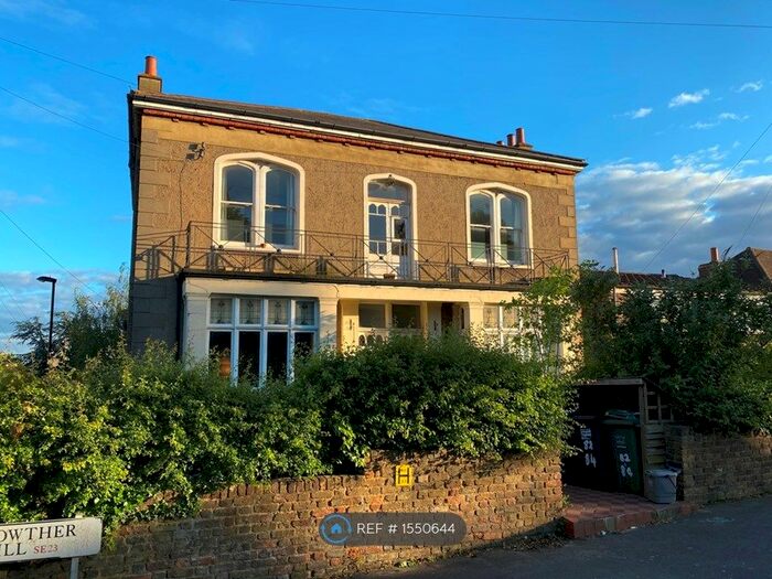 3 Bedroom Flat To Rent In Lowther Hill, London, SE23