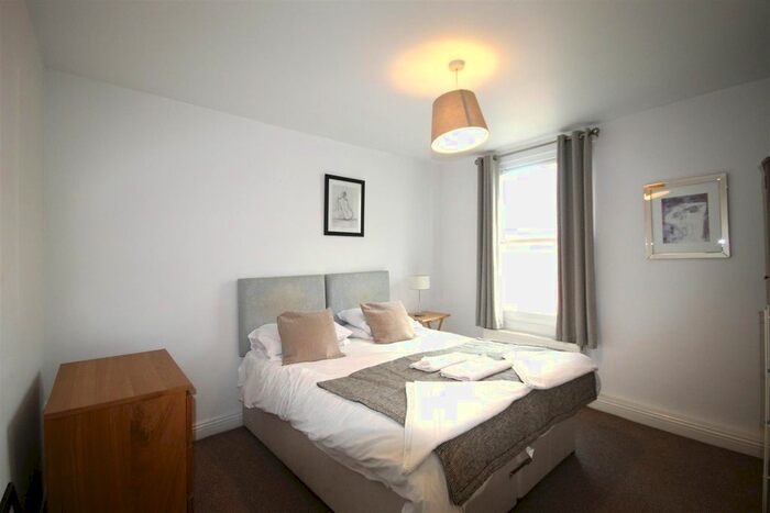 1 Bedroom Flat To Rent In Park Street, Cheltenham, GL50