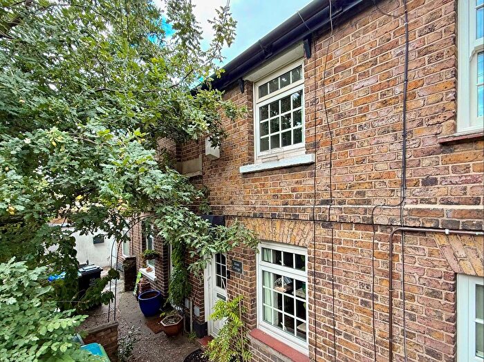 2 Bedroom Terraced House For Sale In Bedford Street, Watford, WD24