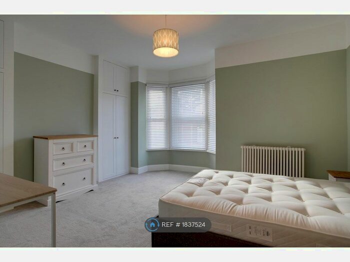 3 Bedroom Terraced House To Rent In Cowick Lane, Exeter, EX2