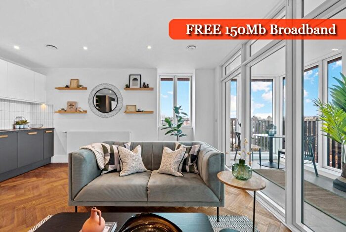 1 Bedroom Flat To Rent In Kindred House, Scarbrook Road, Surrey, CR0