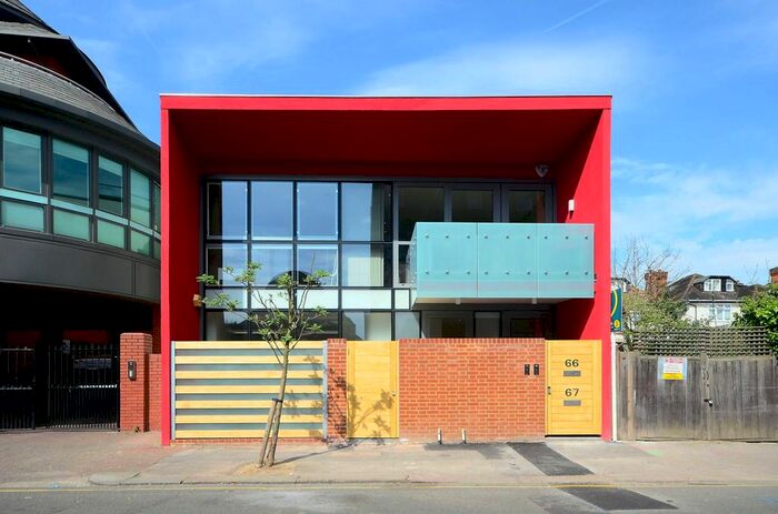 2 Bedroom Flat To Rent In Alwyne Road, Wimbledon, London, SW19