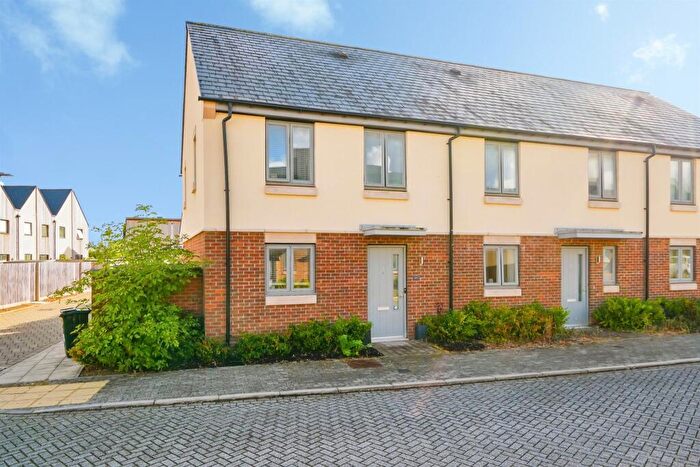 2 Bedroom End Of Terrace House For Sale In Lemongrass Road, Bicester, OX27