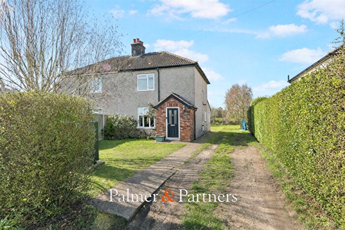 3 Bedroom Semi Detached House For Sale In Hillcrest Cottages, Langham, Colchester, Essex, CO4