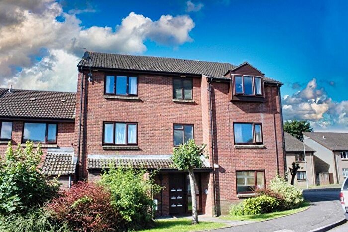 2 Bedroom Flat For Sale In , Limeslade Close, Cardiff, CF5