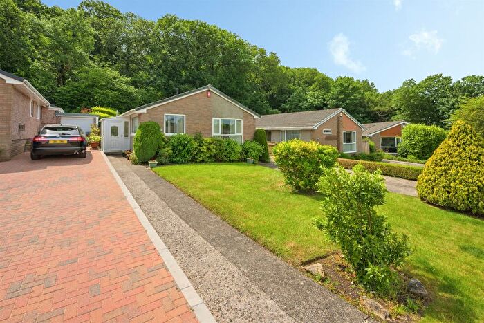 3 Bedroom Detached Bungalow For Sale In Raphael Drive, Plymouth, PL9