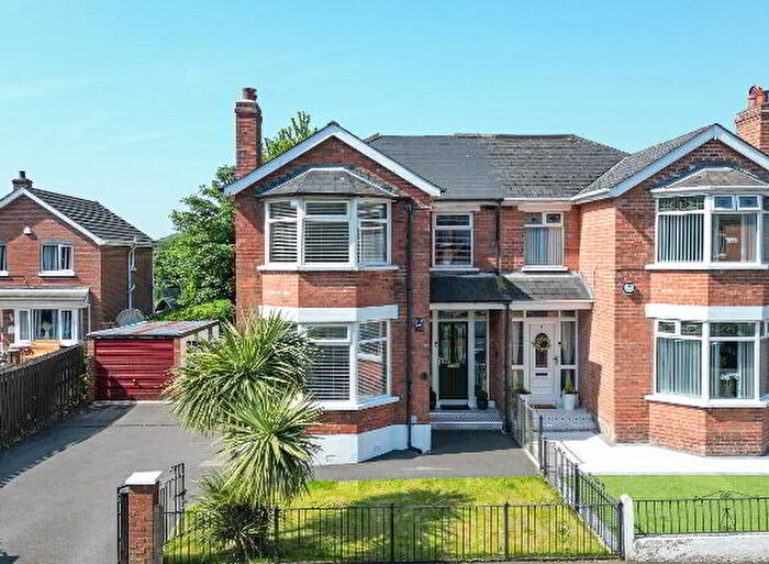 3 Bedroom Semi-Detached House For Sale In Abbeydale Gardens, Belfast, BT14