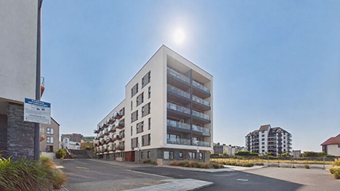 2 Bedroom Flat For Sale In Kingdom Street, Plymouth, PL1
