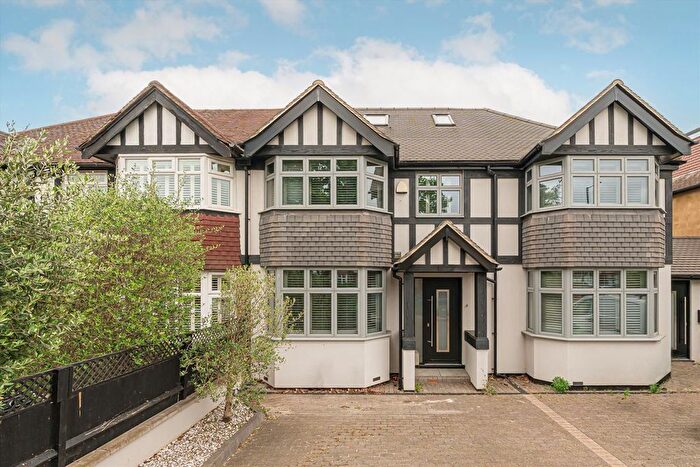 4 Bedroom Terraced House To Rent In Staines Road, Twickenham, TW2