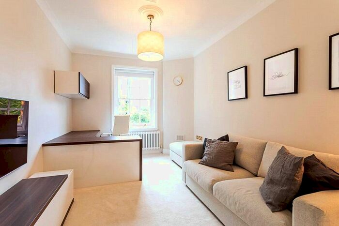 2 Bedroom Flat To Rent In Dartmouth House, Dartmouth Row, London, SE10
