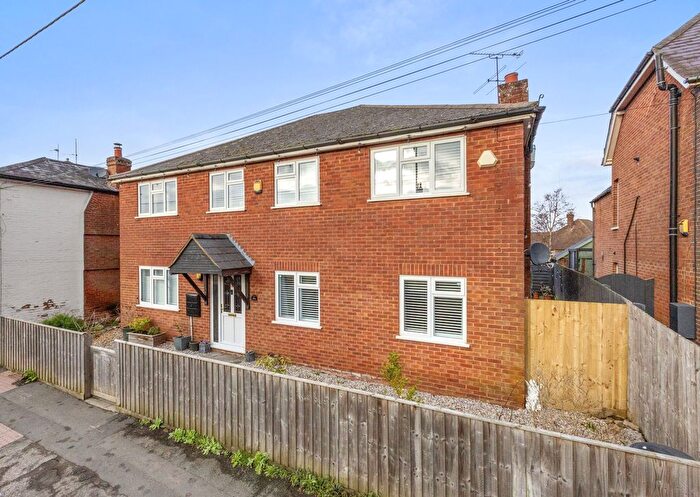 5 Bedroom Detached House For Sale In London Road, Aston Clinton, HP22