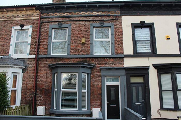 6 Bedroom House To Rent In Wellington Avenue, L15