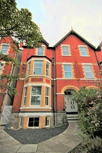 2 Bedroom Flat To Rent In Princes Drive, Rhos On Sea, Colwyn Bay, LL29