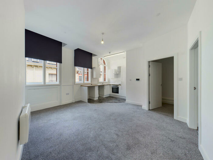 2 Bedroom Apartment To Rent In , Hull, Yorkshire, HU1