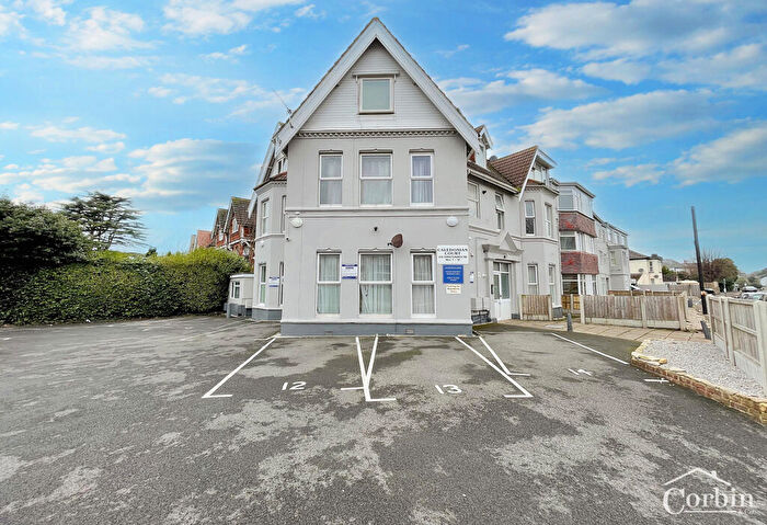 1 Bedroom Apartment For Sale In Caledonian Court, Bournemouth, Dorset, BH1