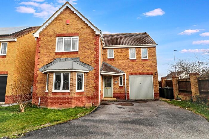 4 Bedroom Detached House For Sale In Bramble Drive, Westbury, BA13