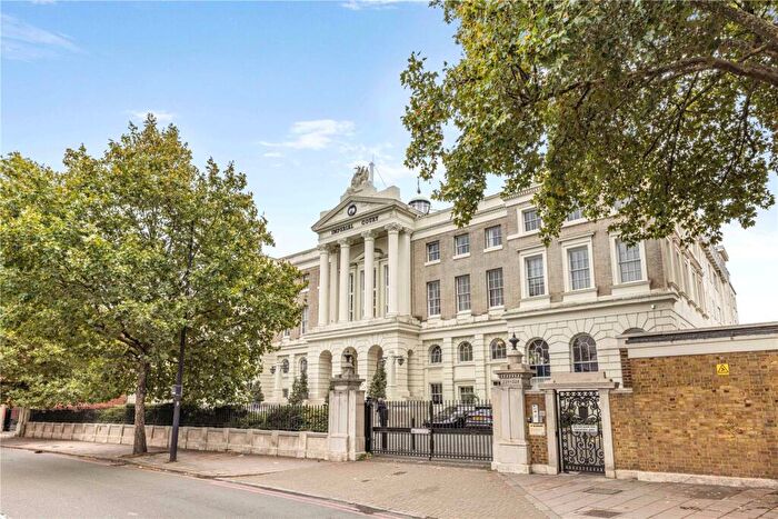 3 Bedroom Apartment To Rent In Kennington Lane, London, SE11