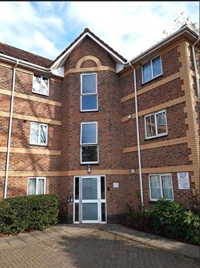 1 Bedroom Flat To Rent In Craig Avenue, Reading, RG30
