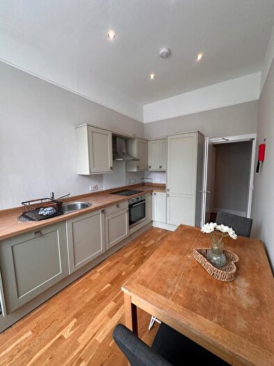 4 Bedroom Flat To Rent In Lothian Road, Edinburgh, EH3