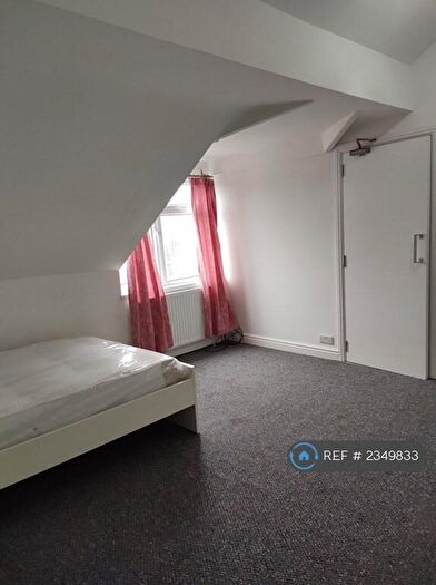 Studio To Rent In Salisbury Road, Manchester, M21