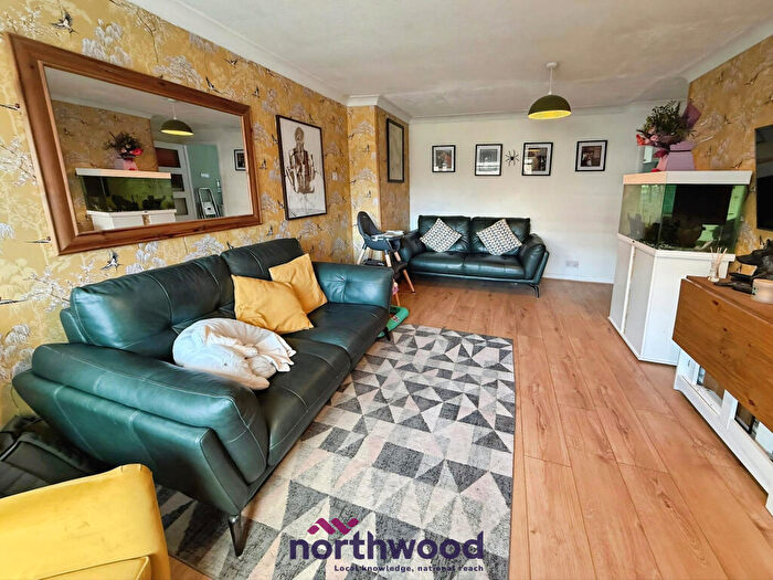 3 Bedroom Terraced House For Sale In Moorland Way, Exeter, EX4