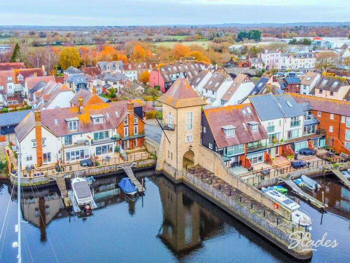 3 Bedroom Detached House To Rent In Rossiters Quay, Bridge Street, Christchurch, BH23